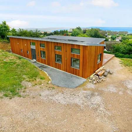Luxury With Panoramic Views Of Bay And Outdoor
